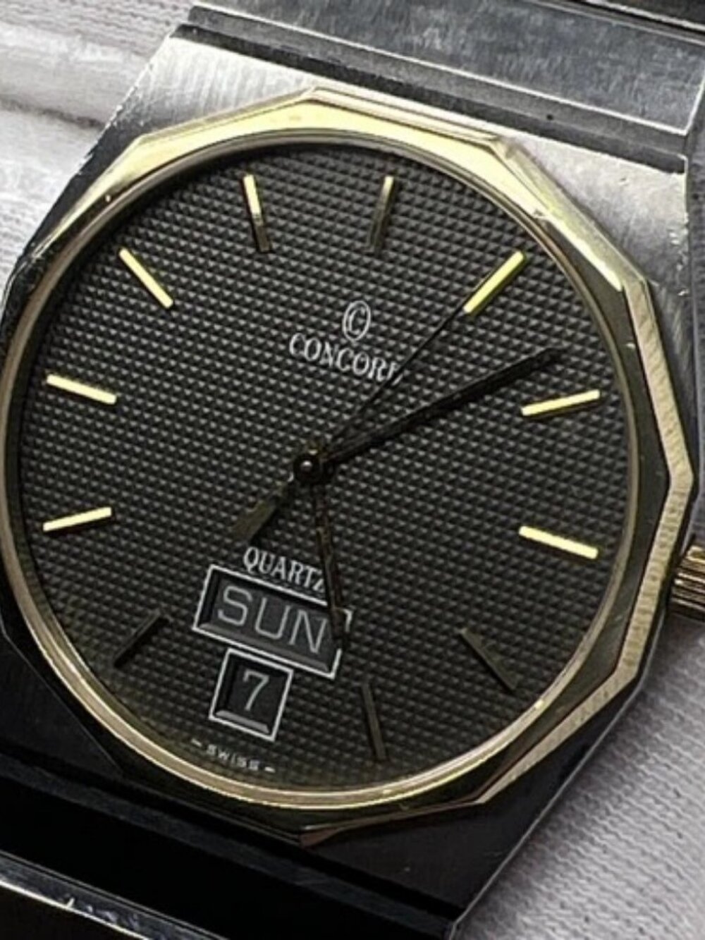 Concord Mariner SG 15 58 115 V13 Steel & Gold Bezel Men's Day Date Quartz Watch